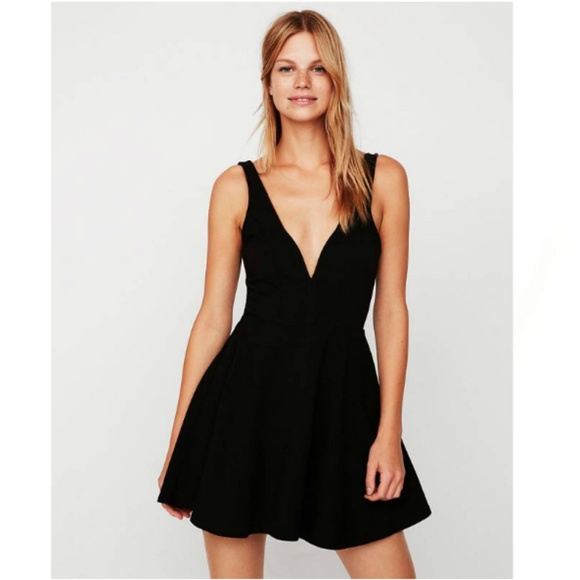 SOLD Express V Neck Fit Flare Skort Skater Dress - Picture 7 of 8